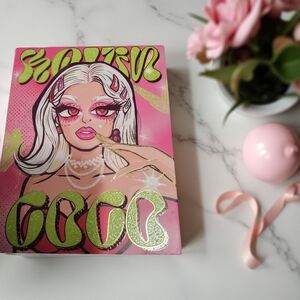 New Kevin and Coco Glamorous Eyeshadow Palette high pigmentation